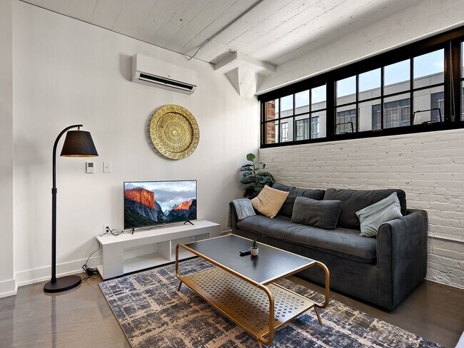 Foto del edificio - 608 N 3rd Ave