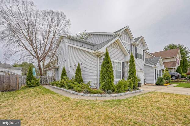 Building Photo - 105 Stoneham Dr