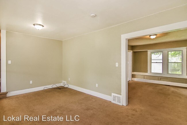 Building Photo - 3314 Altamont Ave