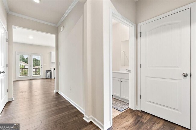 Foto del edificio - 594 Sweet Bay Ln