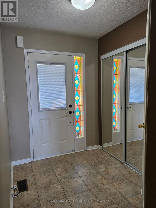 Building Photo - 104 Oceanpearl Crescent