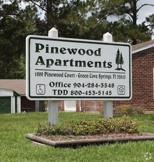 Pinewood Apartments Rentals Green Cove Springs, FL