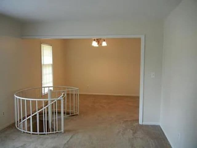 Building Photo - 818 W Santa Fe Trail