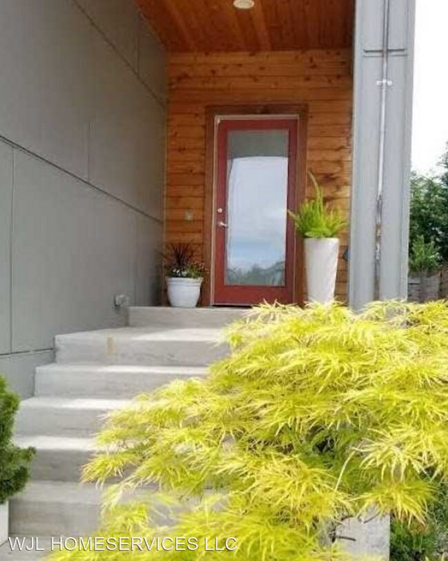 Building Photo - 4 br, 2.5 bath House - 5930 21st Ave S