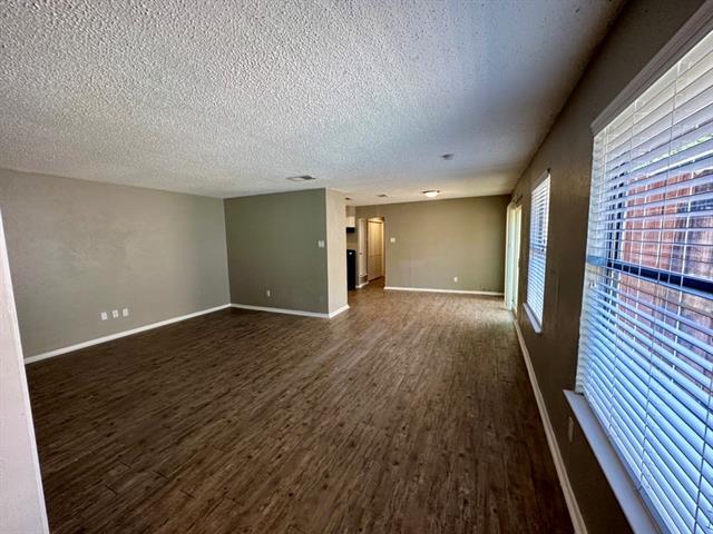 Building Photo - 9010 Greenmound Ave