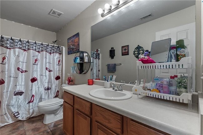 Foto del edificio - 258 Graystone Cir