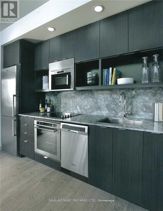 Photo du bâtiment - 9 Mabelle Ave