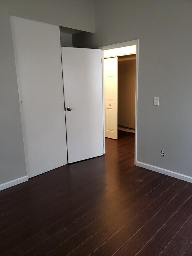 Foto del edificio - 1340 Mound Ave
