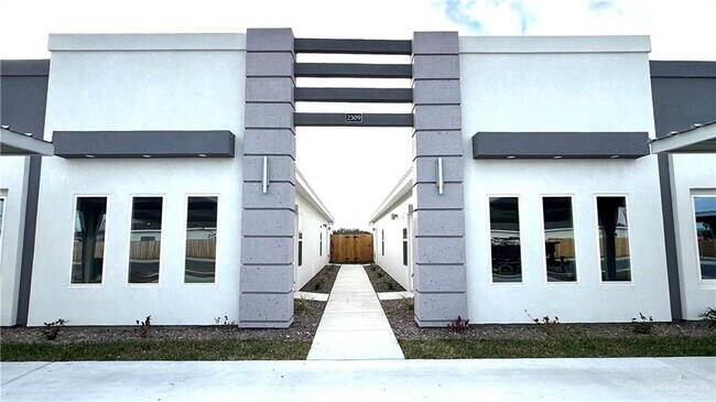 Foto del edificio - 2309 N 43rd St