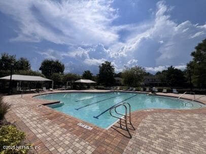 Foto principal - 302 Cherry Way