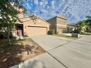 Building Photo - 6533 Trent Creek Dr