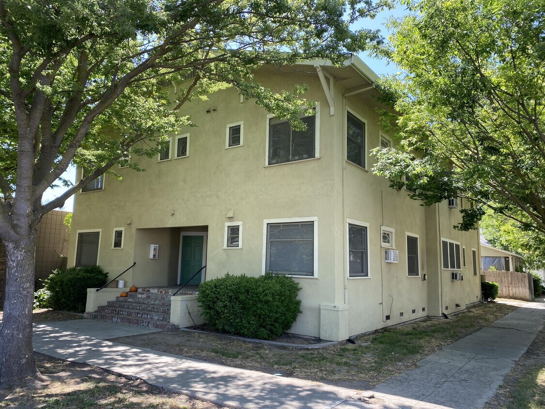 Primary Photo - 1133 13th St