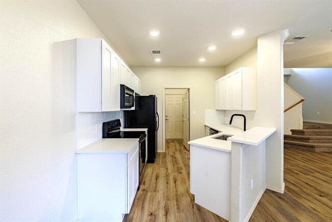 Foto del edificio - 2632 Century Park Blvd