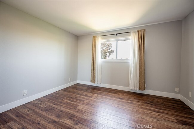 Foto del edificio - 4875 Cole St