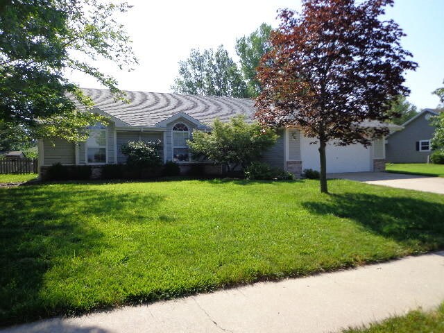 Primary Photo - 2104 Limerick Ln