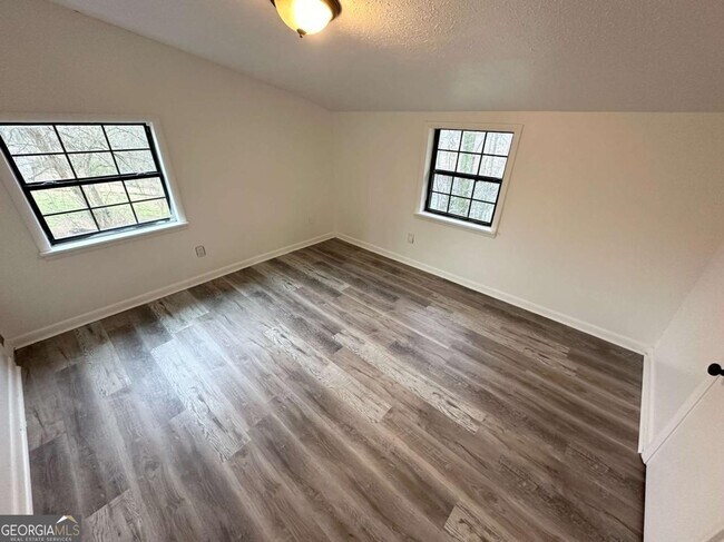 Foto del edificio - 6104 Pisgah Rd SW
