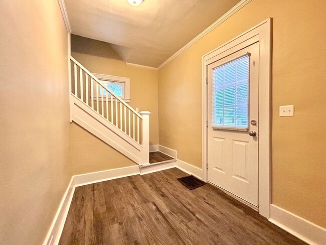 Foto del edificio - Three Bedroom Home in Northeast Grand Rapids