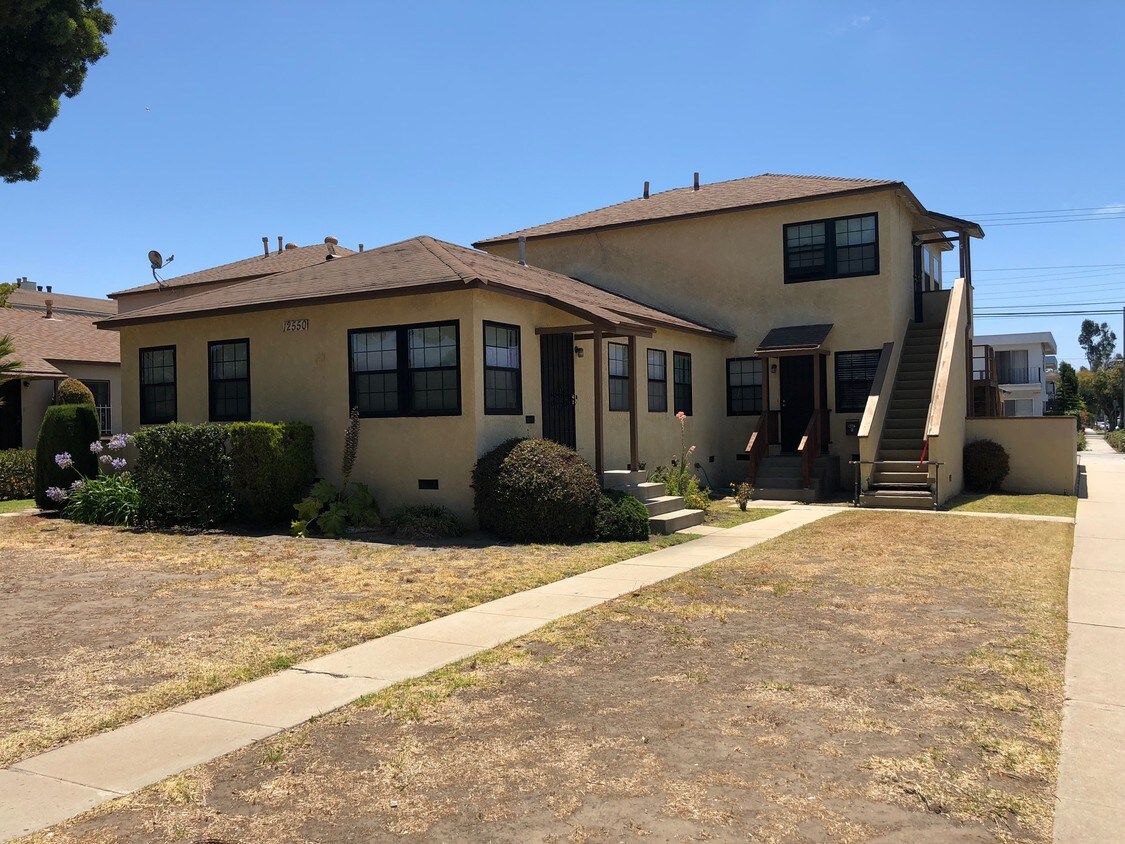 Primary Photo - 12550 Venice Blvd