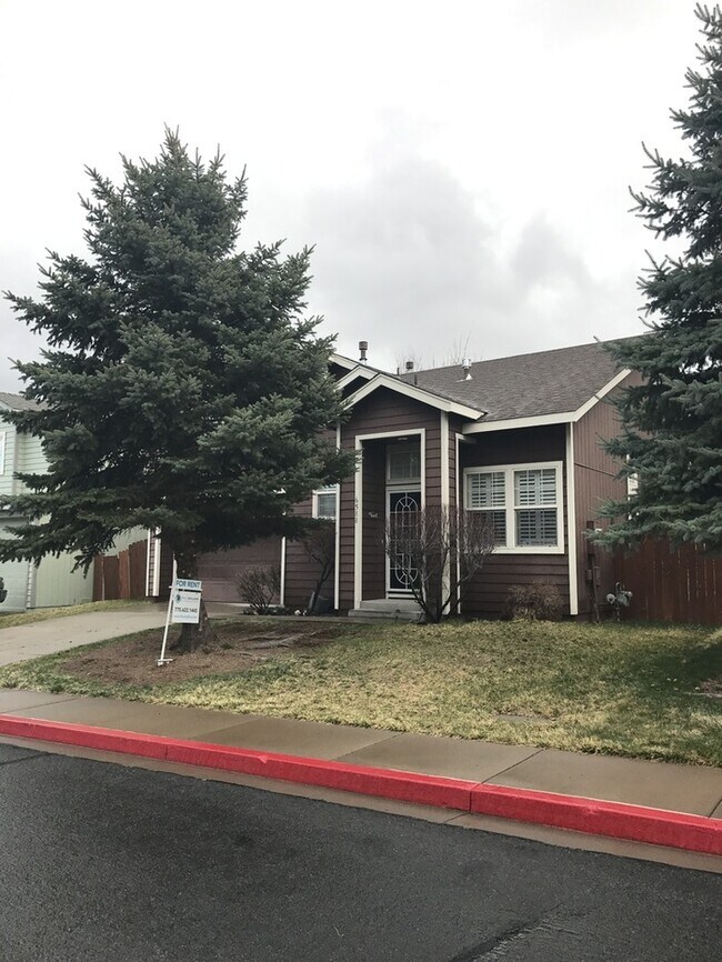 Foto del edificio - 6588 Wassuk Ridge Rd