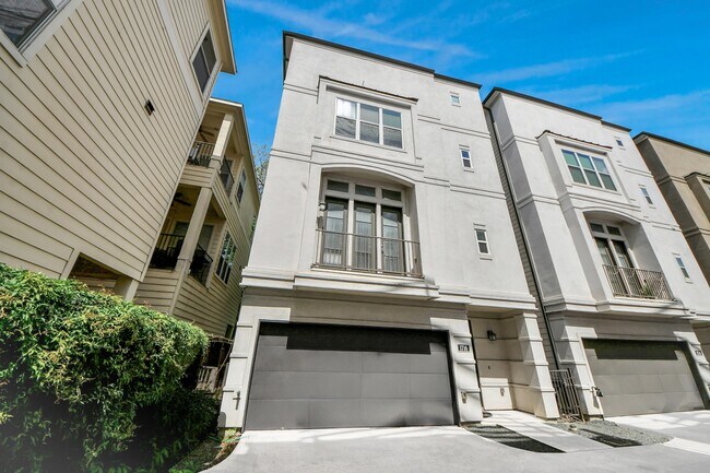 Foto del edificio - 1716 Stuart St