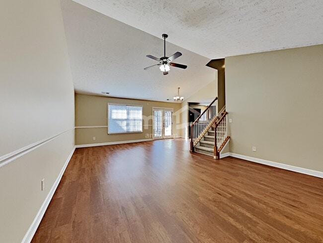 Foto del edificio - 673 Smoky Mountains Dr