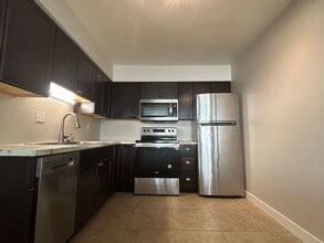 Building Photo - 859 S Ext Rd