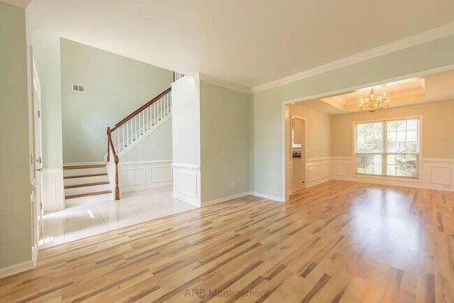 Building Photo - 3985 Shallowford Green Ct