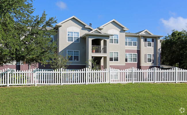 Building Photo - Crossings at Leesburg Apartments