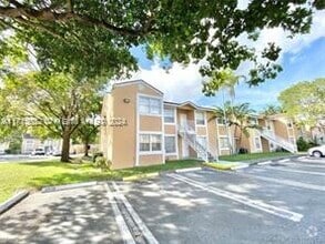 Building Photo - 8043 SW 21st Ct