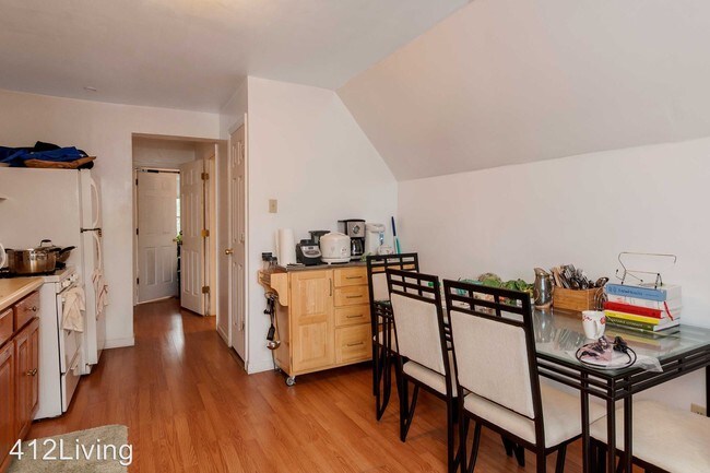 Foto del edificio - 5820 Alder St