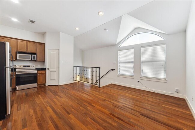 Building Photo - 1510 Missouri St