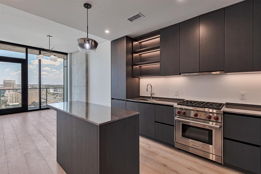 Foto principal - 610 Davis St