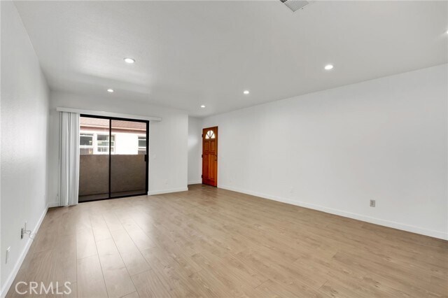 Foto del edificio - 1119 Linden Ave
