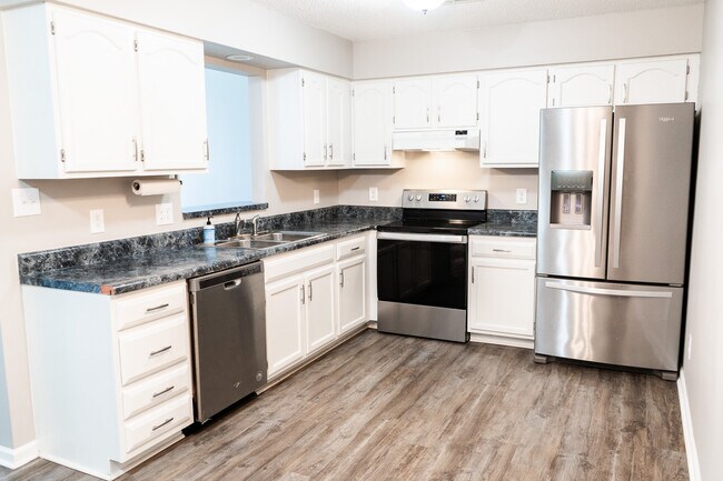 Foto del edificio - 8013 Keybridge Way