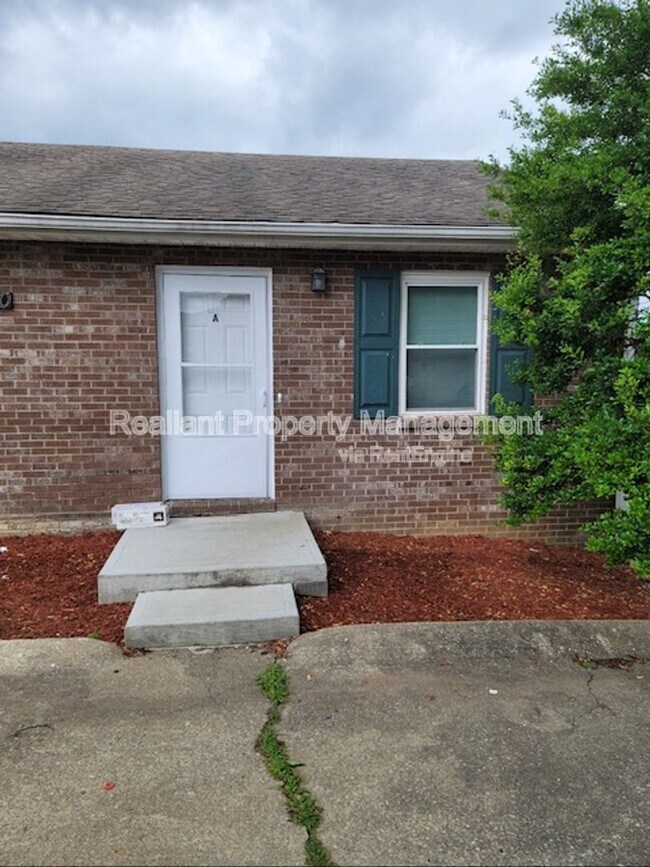 Building Photo - 220 S Keeneland Dr