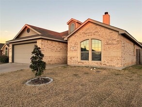 Building Photo - 1410 Beacon Hill Dr