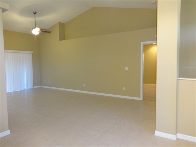 Building Photo - 5869 NW Leghorn Ave