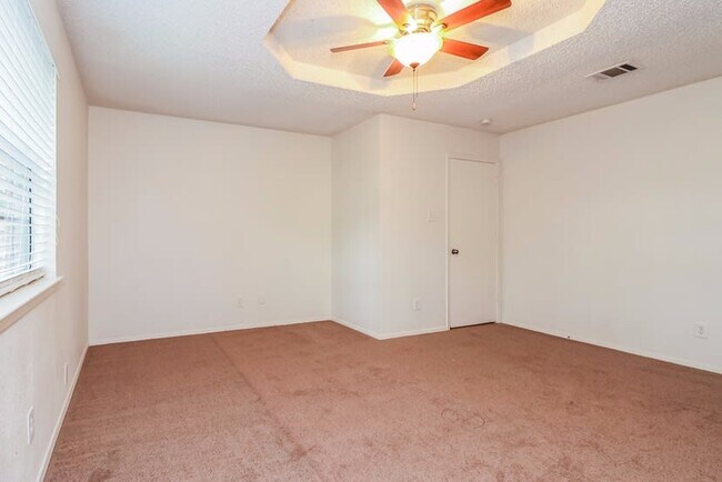 Building Photo - 7753 Chasewood Dr