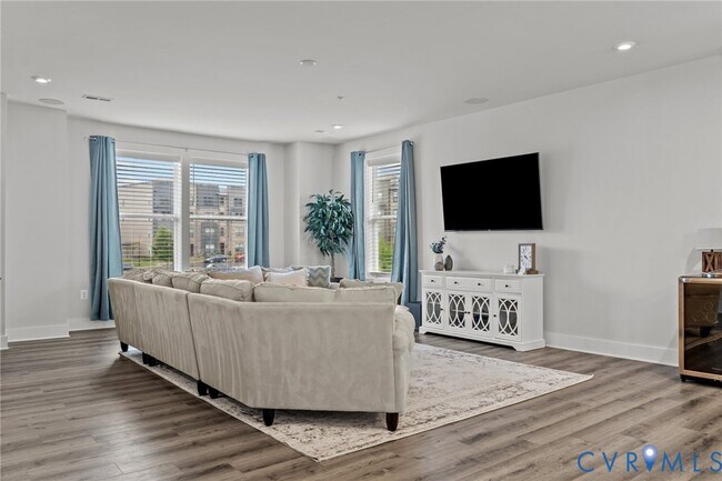 Foto del edificio - 2628 Lassen Pl