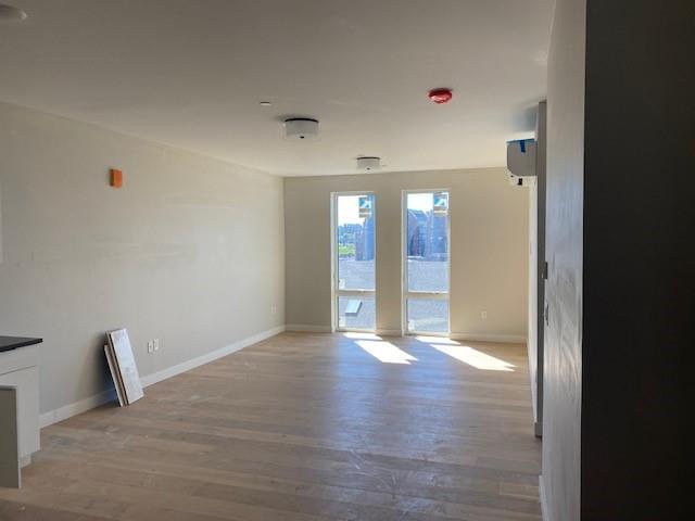 Building Photo - 307 S Water St