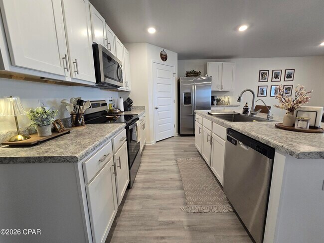 Foto del edificio - 6617 Slabinski Ln