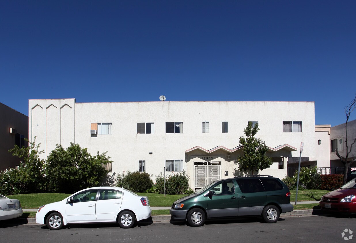 Foto del edificio - 16935 Blackhawk St