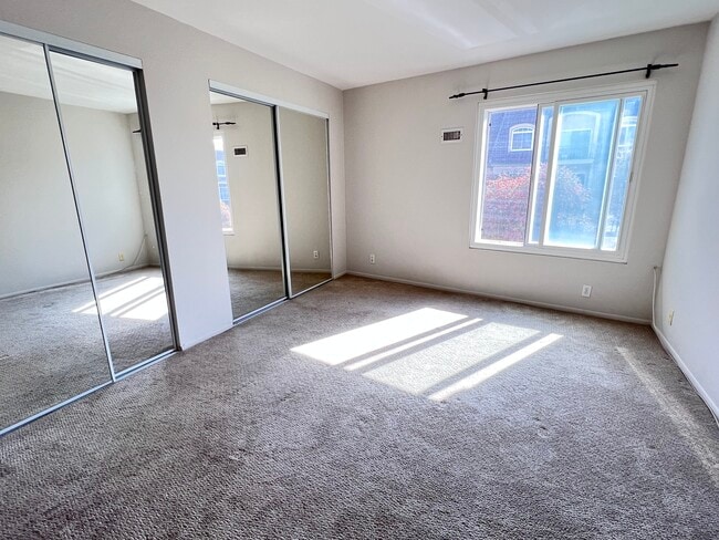 Building Photo - 8163 Redlands St