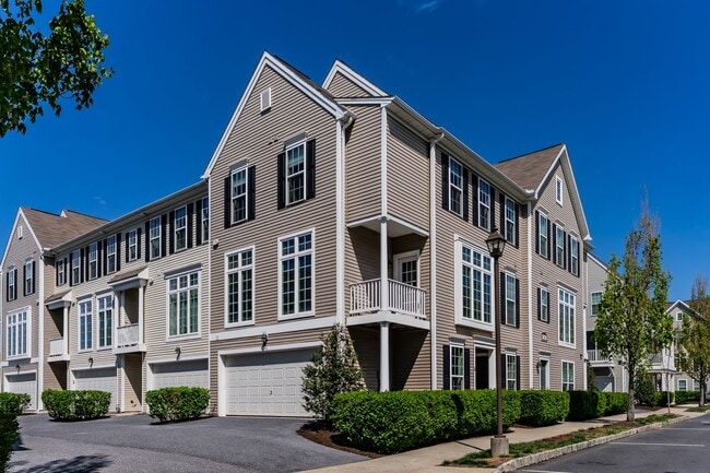 Building Photo - 3030 Meridian Cmns