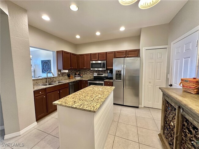 Foto del edificio - 3840 Cherrybrook Loop