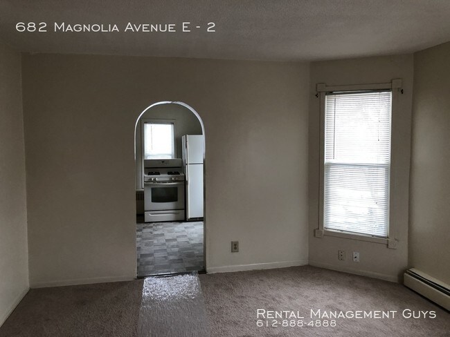 Building Photo - Cute Upper Level of St. Paul Duplex