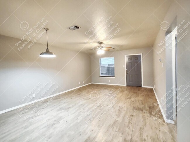 Building Photo - 538 Dukeway Dr B