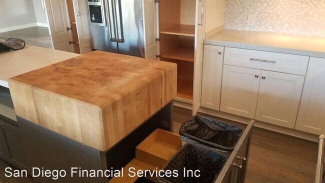 Building Photo - 6 br, 4 bath House - 13822 Northcrest