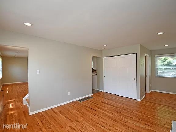 Building Photo - 4 br, 3.5 bath House - 1629 Citadel Pl