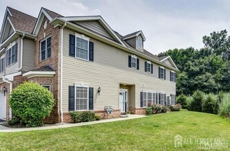 Building Photo - 90 Morgan Way